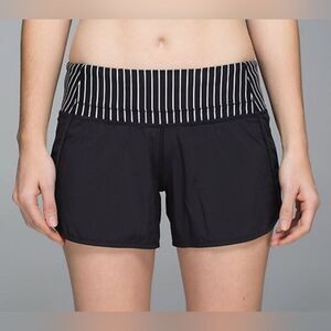 Lululemon Run Times Short *4-way Stretch Size 4